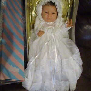 🌺Vintage Berjusa 20” Doll Full Vinyl body brown hair / eyes life like realistic